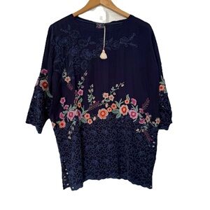 Johnny Was Brixley Tunic Navy Floral Embroidered Eyelet Lace Top, Size: PXS